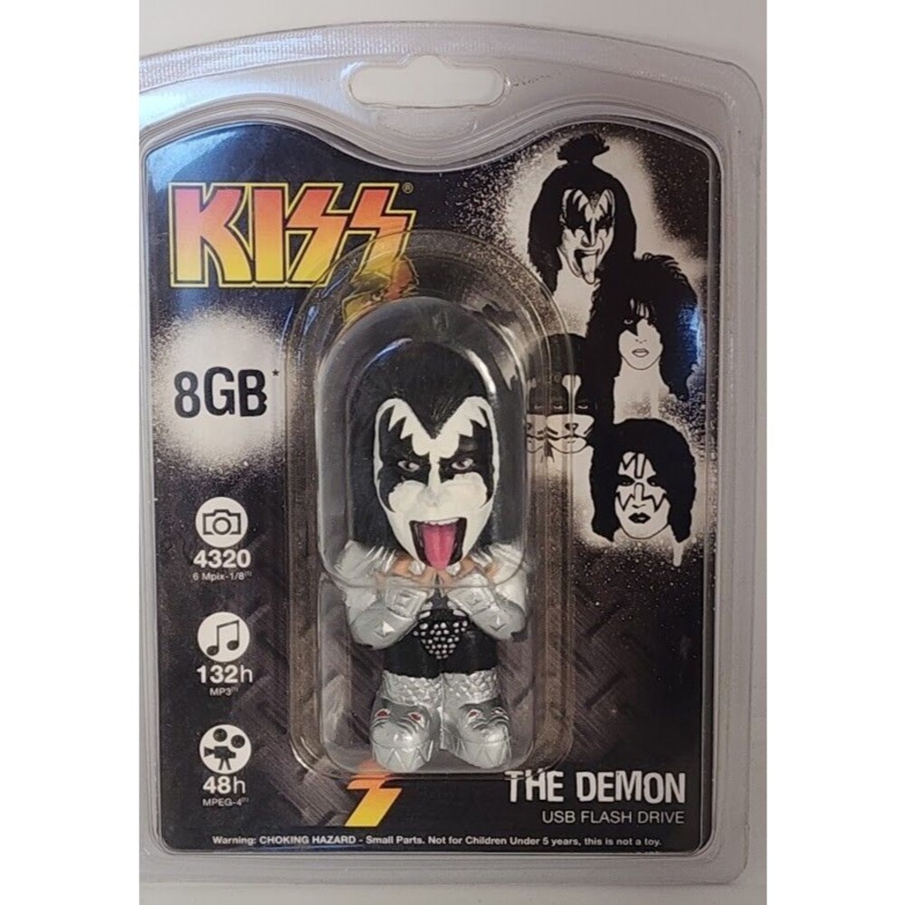 KISS Demon 8GB USB 2.0 Memory Flash Drive Gene Simmons Tyme Machine 2012 Sealed